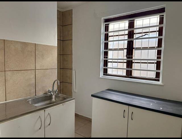 1 BEDROOM PROPERTY TO RENT IN BOSTON